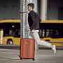 Victorinox Travel AIROX большой чемодан из поликарбоната на 98 л Оранжевый