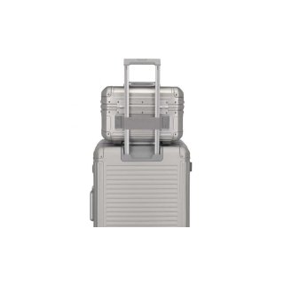 Бьюти-кейс Travelite Next из алюминия на 19 л Серебристый