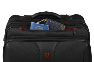 Бизнес кейс-пилот Wenger Patriot на 25 л со съемной сумкой для ноутбука до 16 д Черный 