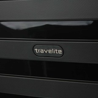 Большой 4-х колесный чемодан из полипропилена 99 л Travelite Nova, черный