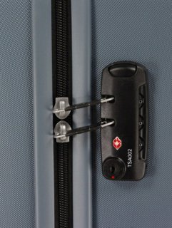 Большой чемодан из поликарбоната на 4-х колесах 100 л Roncato Kinetic, голубой