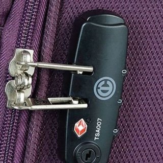 CARLTON Skylite 94 л валіза з текстилю на 4 колесах фіолетова