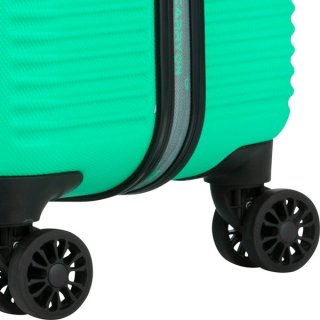 CarryOn Connect (S) Green 32 л валіза з полікарбонату на 4 колесах зелена