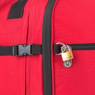 CarryOn Daily 44 л сумка-рюкзак на колесах из полиэстера красная