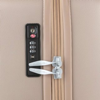 CarryOn Skyhopper (M) Champagne 57 л чемодан из поликарбоната на 4 колесах шампань