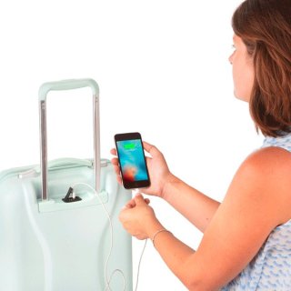 CarryOn Wave (S) Mint 35 л чемодан из поликарбоната на 4 колесах мятный