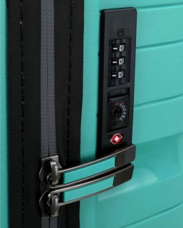 Чемодан большой из полипропилена 105 л Travelite MOTION Mint