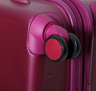 Чемодан гигант из поликарбоната 116/135 л Vip Collection Galaxy 28 Lilac
