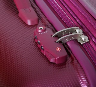 Чемодан гигант из поликарбоната 116/135 л Vip Collection Galaxy 28 Lilac