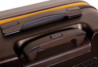 Чемодан гигант из поликарбоната 120 л Vip Collection Bahamas 28 Brown