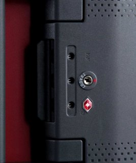 Чемодан гигант из полипропилена 113 л Travelite Makro, красный
