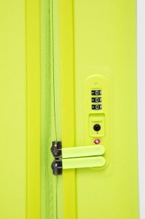 Чемодан ручная кладь Mandarina Duck LOGODUCK на 35/43 л из поликарбоната Зеленый