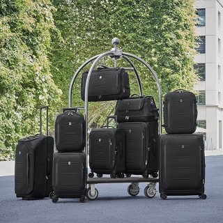 Дорожная сумка Victorinox CROSSLIGHT на 37 л весом 0,9 ручная кладь Черная