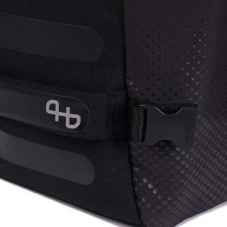 Дорожній рюкзак Hedgren Comby – 28,5 л, 1,2 кг Чорний