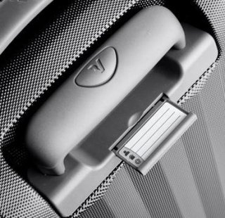 Елітна валіза 71 л Roncato UNO ZSL Premium Gray/silver