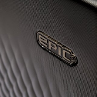 Epic Stardust 40 л чемодан из полиэтилентерефталата на 4 колесах черный