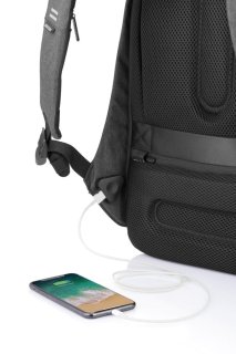 Міський рюкзак XD Design Bobby Pro Чорний Міський рюкзак XD Design Bobby Pro Чорний