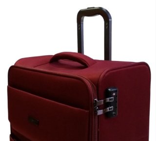 IT Luggage DIGNIFIED 81 л валіза з поліестеру на 4 колесах червона