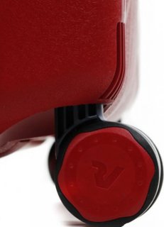 Комплект чемоданов из полипропилена 70/90 л Roncato Light, красный