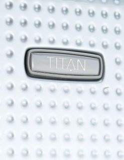 Комплект чемоданов на 4-х колесах Titan Cody, серебристый
