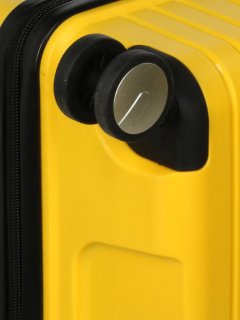 Комплект дорожный чемоданов Madisson (Snowball) 33703 из полипропилена Желтый