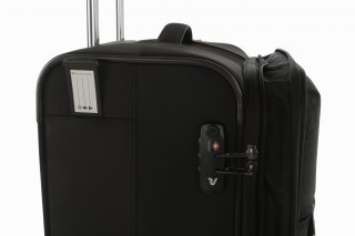 Комплект тканевых чемоданов на 4-х колесах Roncato Zero Gravity Deluxe, черный