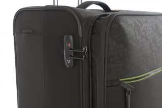 Комплект тканевых чемоданов на 4-х колесах Roncato Zero Gravity Deluxe, оливковый