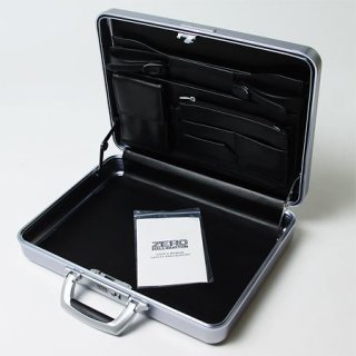 Малый алюминиевый атташе-кейс Slimline 3" Zero Halliburton, полированный голубой
