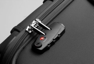 Малый чемодан 50 л Roncato UNO Soft Deluxe Anthracite