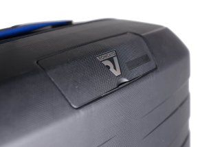 Мала валіза із гнучкого поліпропілену 41 л Roncato Box, чорний з синім
