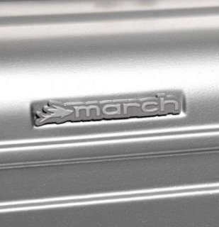 Малый чемодан из поликарбоната 40 л March Omega, серебристый