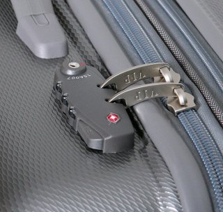 Малый чемодан из поликарбоната 45/54 л Vip Collection Galaxy 20 Silver