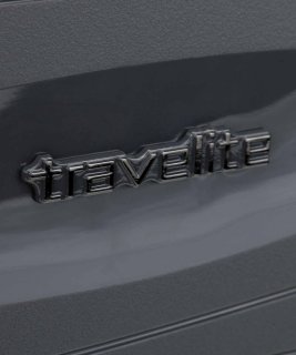 Малый чемодан из полипропилена 37 л Travelite MOTION Anthracite
