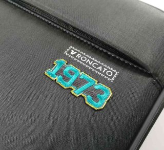 Малый чемодан на 2-х колесах 42/48 л Roncato Fresh Black/aqua