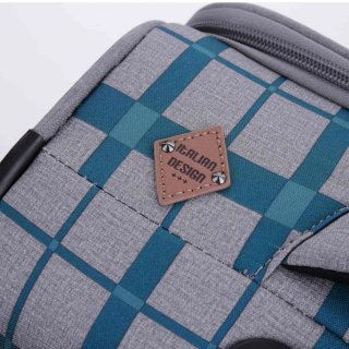Мала валіза на 2-х колесах 42 л Roncato Adventure Multicolor light blue