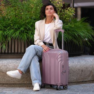 Малый чемодан Travelite Elvaa ручная кладь на 41 л весом 2,6 кг из полиппропилена Розовый