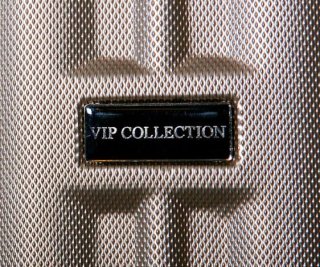 Малый пластиковый чемодан 23 л Vip Collection Panama 16 Champagne