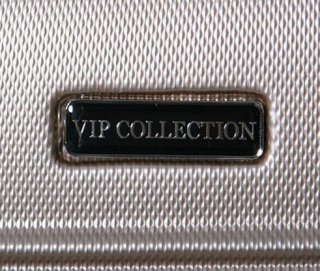 Малый пластиковый чемодан 36 л Vip Collection Nevada 20 Champagne