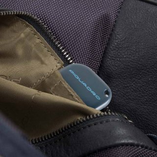 Piquadro BAGMOTIC 35 л тканевый чемодан на 4-х колесах черный
