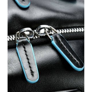 Piquadro Blue Square 18 л городской рюкзак для ноутбука из натуральной кожи черный