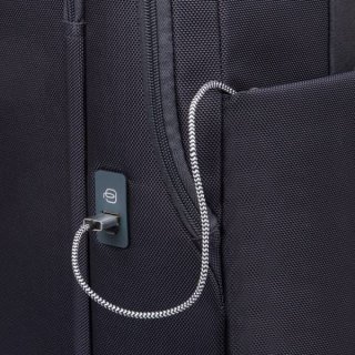 Piquadro BRIEF BAGMOTIC 47 л тканевый чемодан на 4-х колесах черный