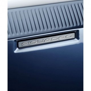 Piquadro CUBICA/Blue M 70 л чемодан из поликарбоната на 4 колесах синий