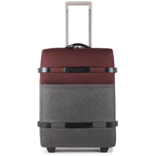 Piquadro Move2 38 л тканевый чемодан на 2-х колесах красный