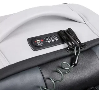 Piquadro URBAN BAGMOTIC 37,54 л чемодан из натуральной кожи на 2-х колесах черный