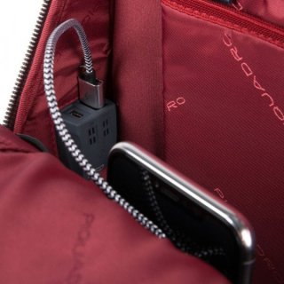 Piquadro VANGUARD Bagmotic 38 л чемодан из натуральной кожи на 4 колесах черный