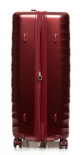 Roncato Stellar 103/117 л чемодан пластиковый из поликарбоната красный