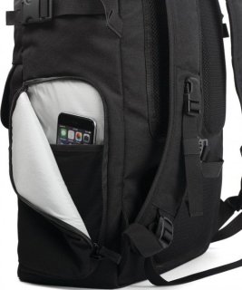 Рюкзак Crumpler Truckster для ноутбука 16" + DSLR камеры (черный)