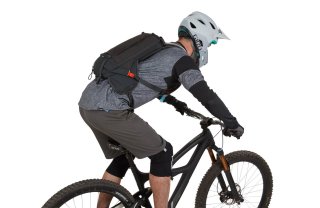 Рюкзак-гідратор Thule Rail Covert 8л бежевий