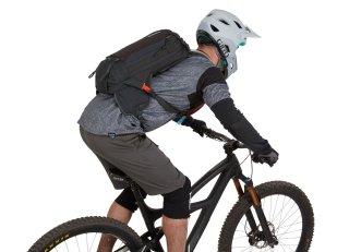 Рюкзак-гідратор Thule Rail Pro Obsidian 12л чорний