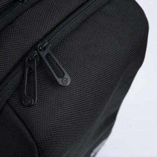 Рюкзак городской Roncato Desk на 25 л Черный